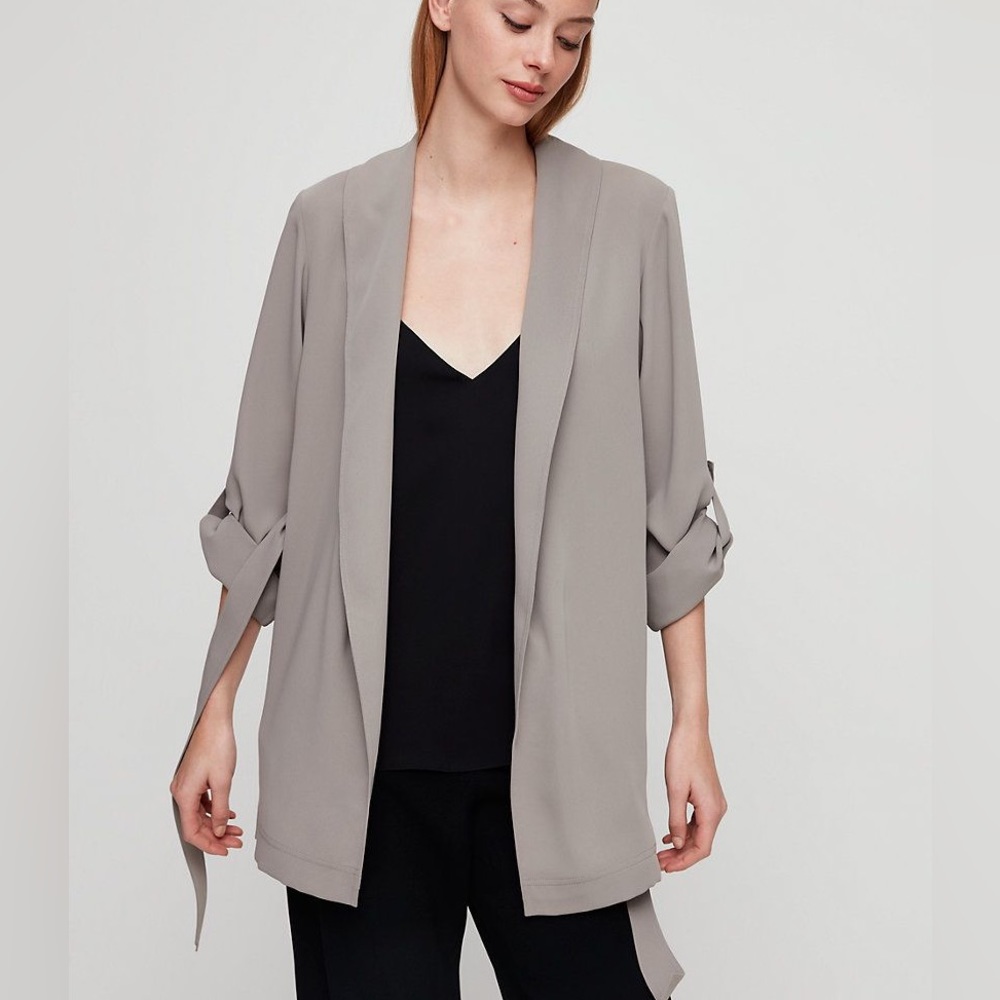 BABATON ✨ aritzia kahlo robe mid bone jacket shacket bone